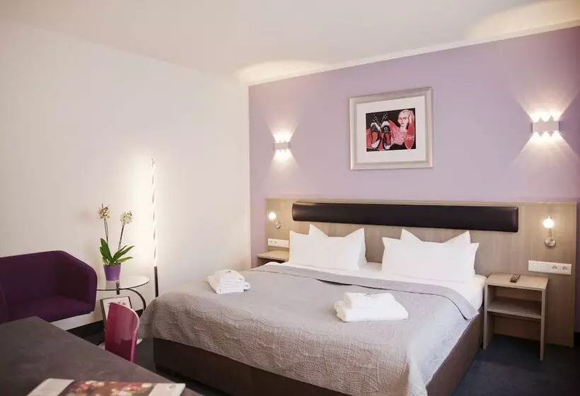 هتل Nikolai Residence