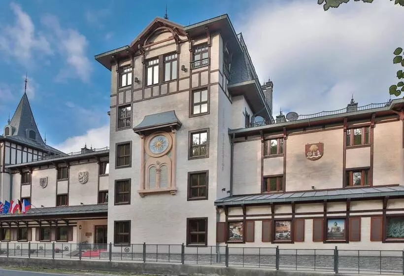 Retro Riverside Wellness Resort