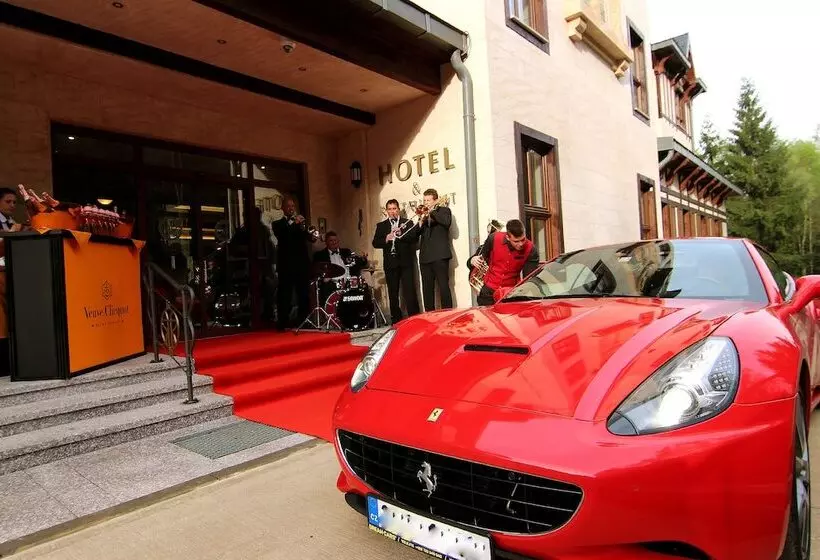 Retro Riverside Wellness Resort