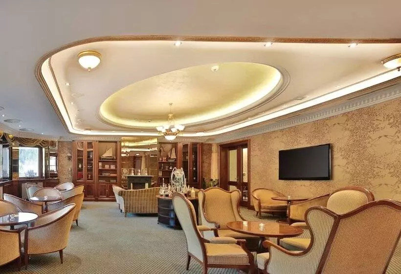 Retro Riverside Wellness Resort