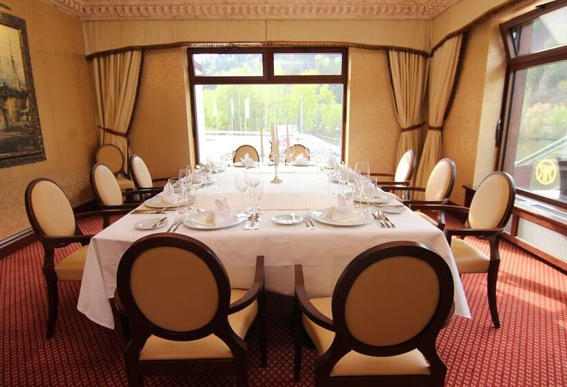 Retro Riverside Wellness Resort