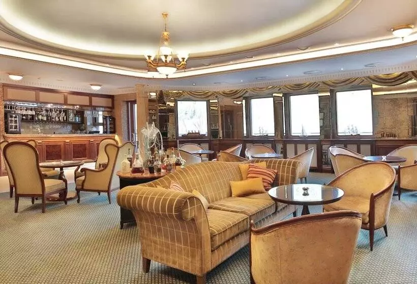 Retro Riverside Wellness Resort