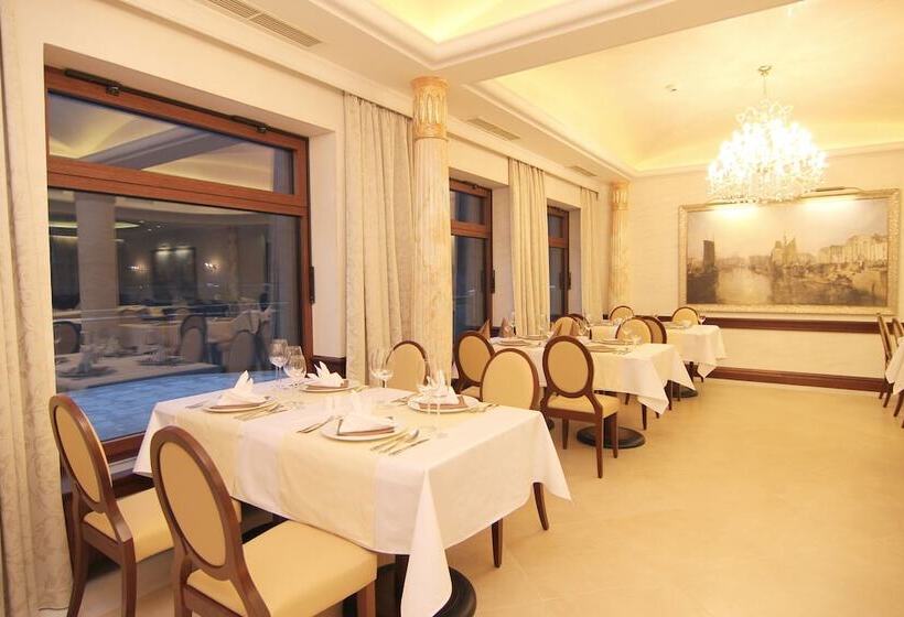 Retro Riverside Wellness Resort