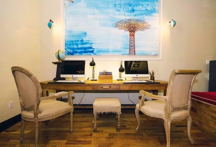 בית מלון כפרי The Box House