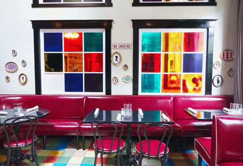 בית מלון כפרי The Box House