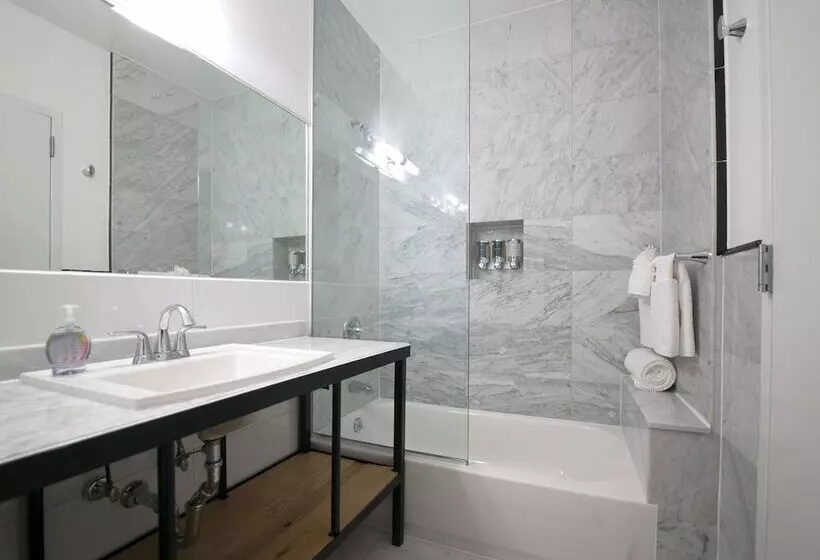 בית מלון כפרי The Box House