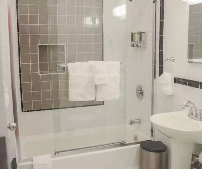 בית מלון כפרי The Box House