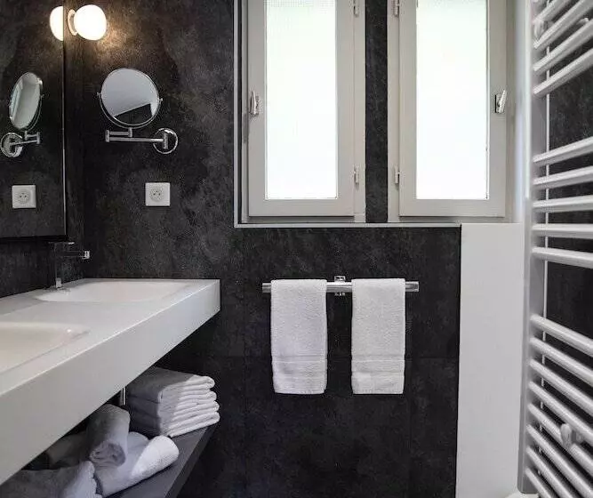 Iskö Chalets Hötel, Col D Aubisque