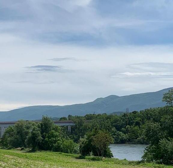 بنسيون La Villa De Lise