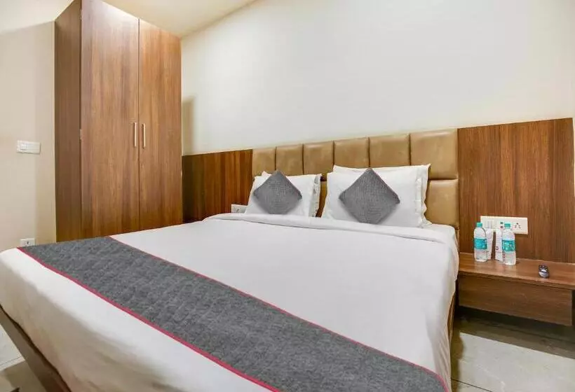 هتل Ludhiana Regency