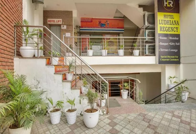 هتل Ludhiana Regency