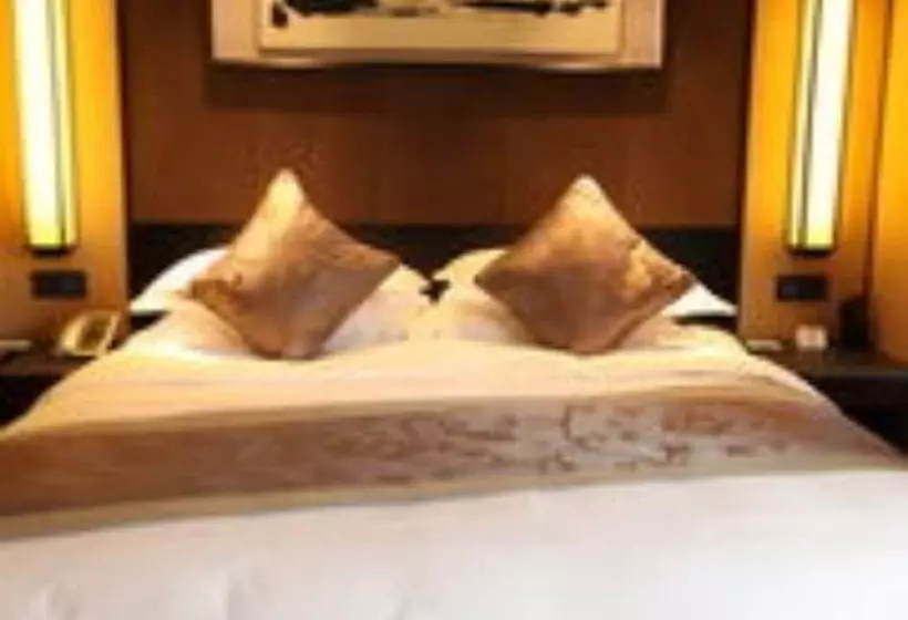 Gloria Plaza Hotel Dongsheng