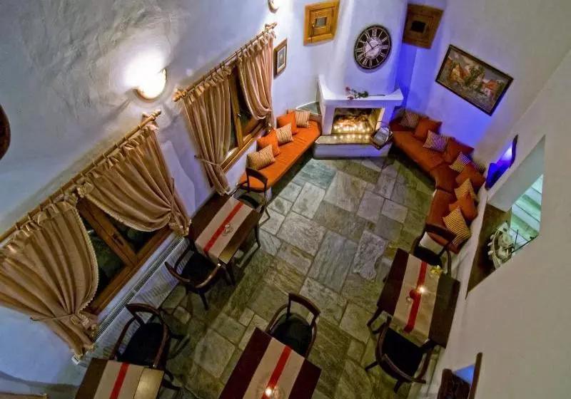 Отель Alkifron Apart