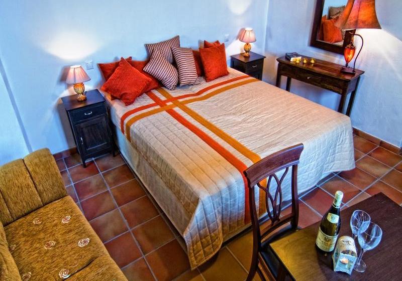 Отель Alkifron Apart