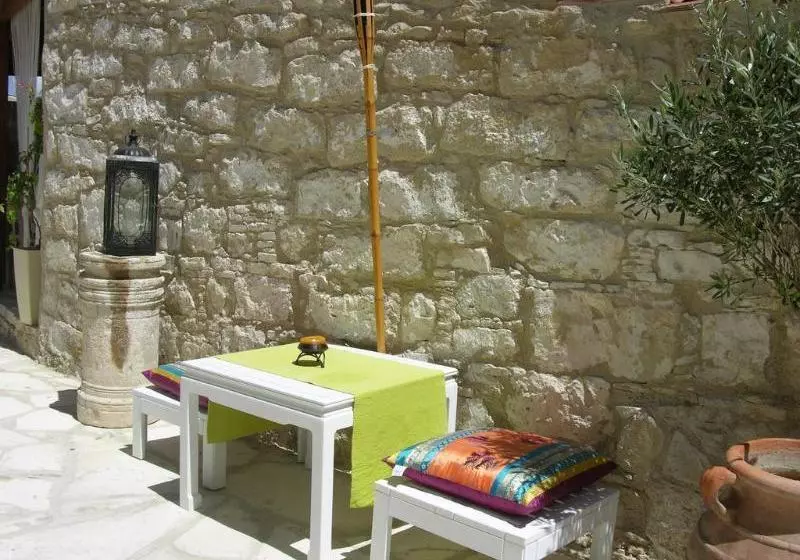 ホテル Avalon Village Houses