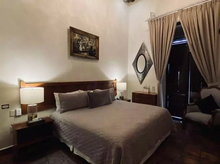 Отель Casa Pedro Loza