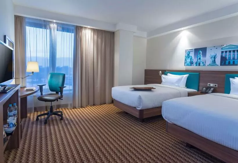 Отель Hampton By Hilton Voronezh