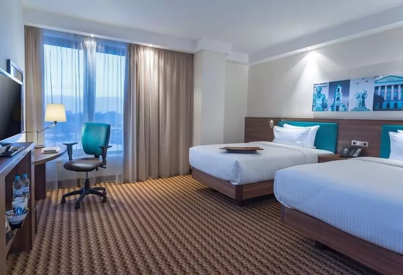 Отель Hampton By Hilton Voronezh