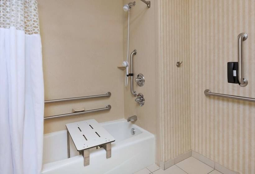 ホテル Hampton Inn Detroit/southgate