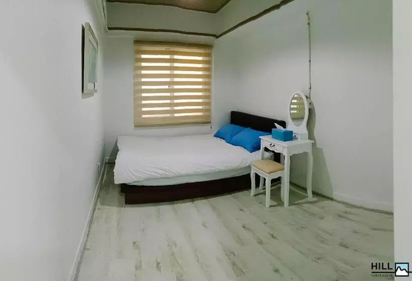 فندق Nampo Hill Guesthouse