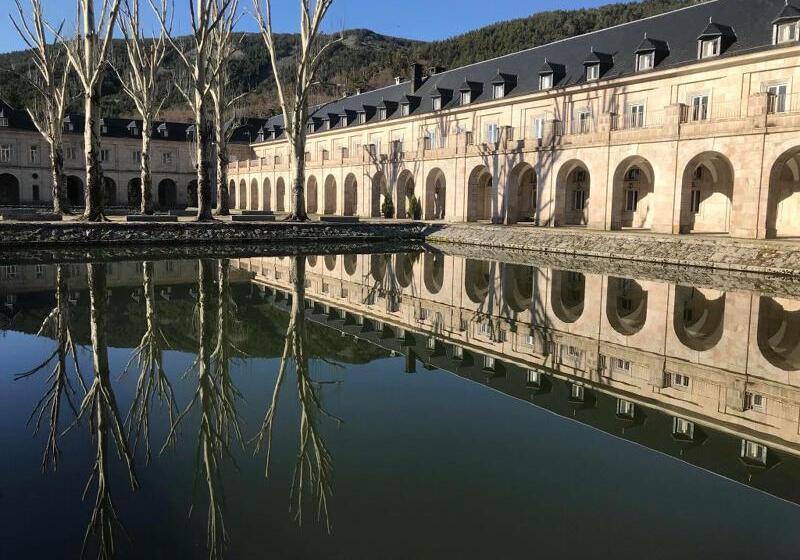 فندق Hospederia Santa Cruz