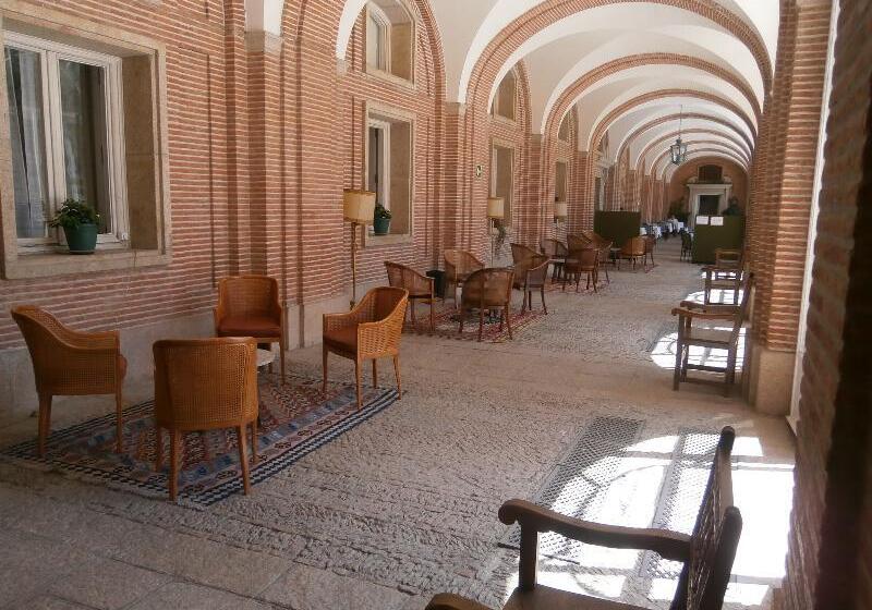 فندق Hospederia Santa Cruz