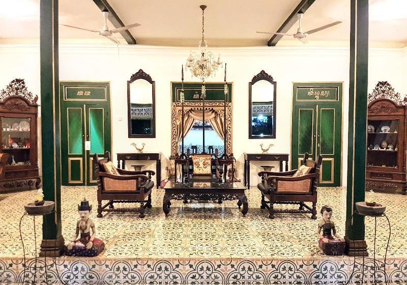 Hotel Ndalem Gamelan