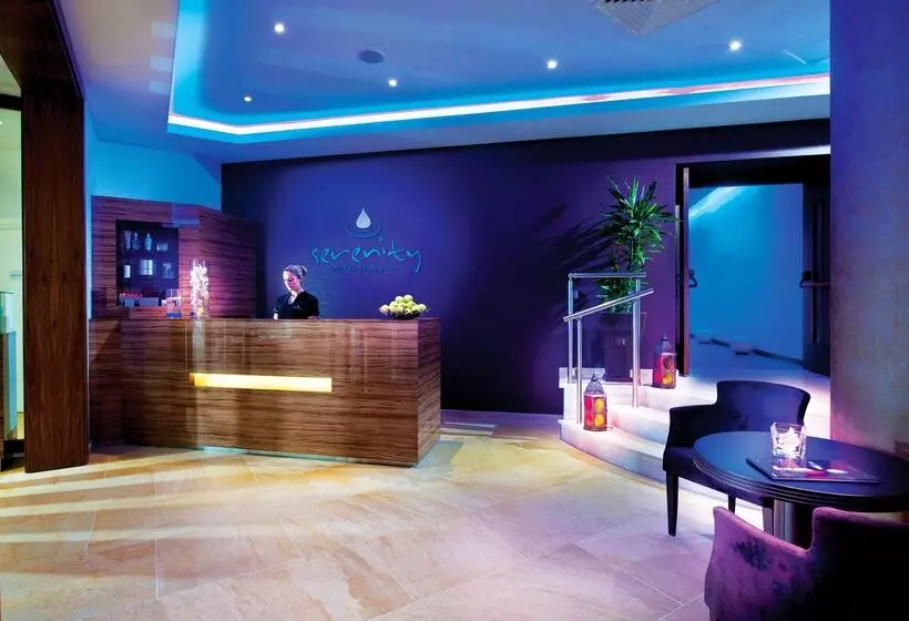 فندق Olympic Lagoon Resort Paphos