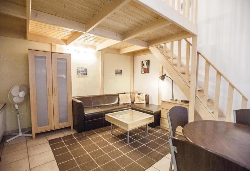 乡村酒店  Piano Apartment