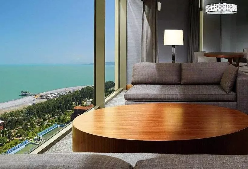 هتل Sheraton Batumi