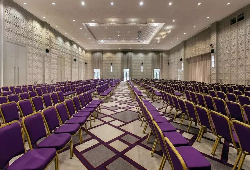 هتل Sheraton Batumi