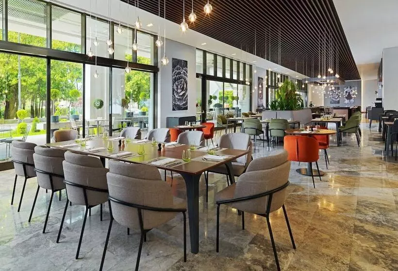 هتل Sheraton Batumi