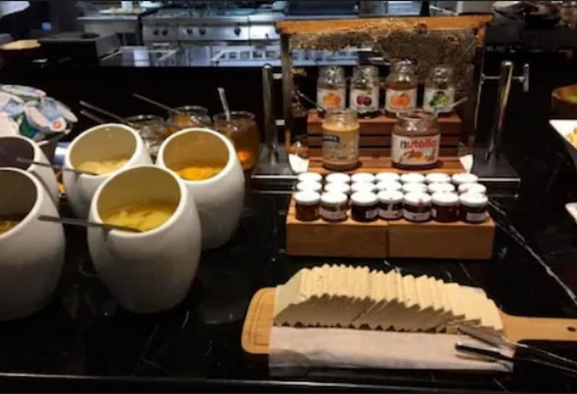 בית מלון כפרי Sheraton Batumi