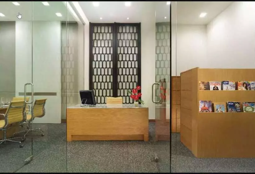 Отель Vivanta Kolkata Em Bypass