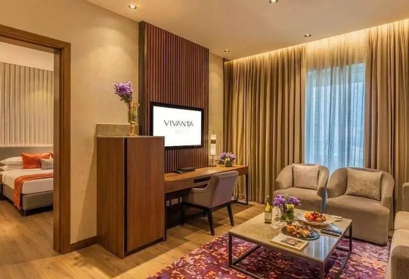 Отель Vivanta Kolkata Em Bypass