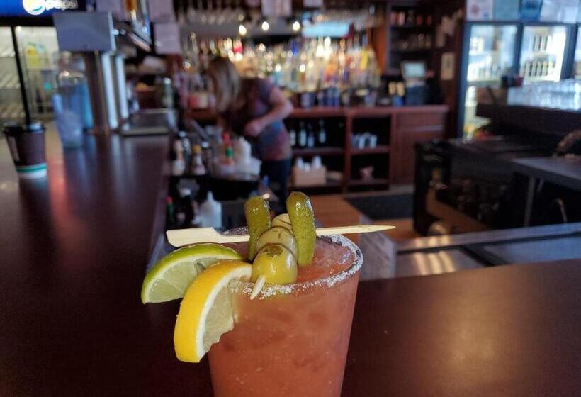 Hostel Buffalo Lodge Of Bigfork