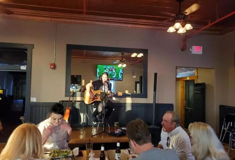 Retkeilymaja Buffalo Lodge Of Bigfork