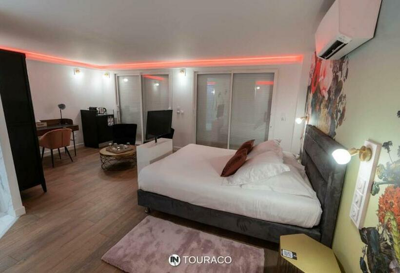 住宿加早餐  Touraco