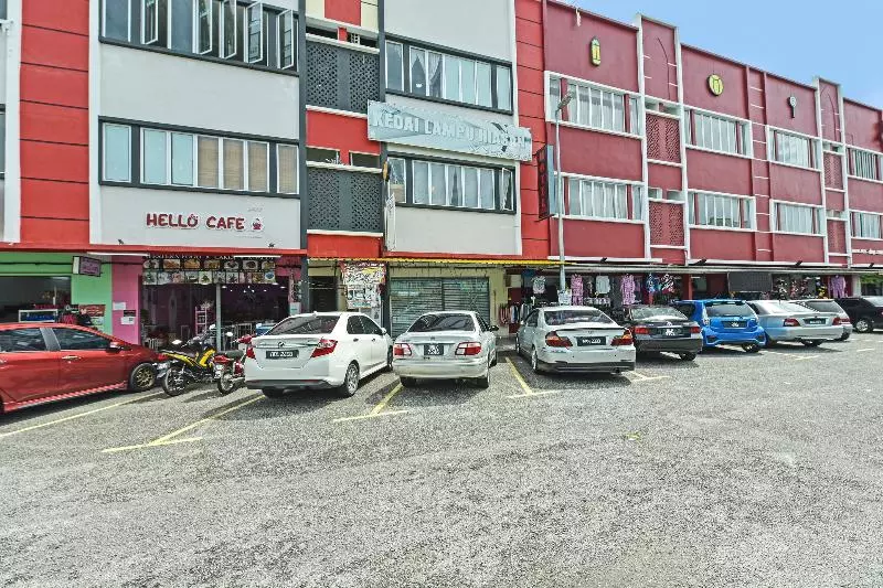 Hotelli Oyo 90431 Cz