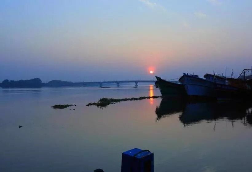 Hotelli Raas Residency