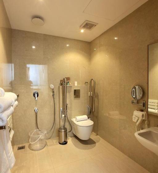 فندق Raas Residency