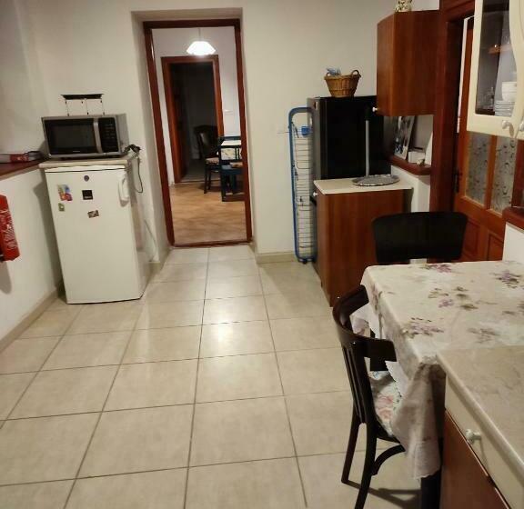 بنسيون Pusztaszil Vendègház