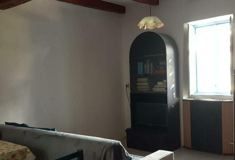 بنسيون Pusztaszil Vendègház