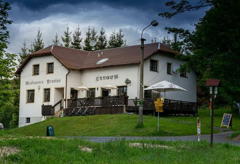 פנסיון U Pražáka