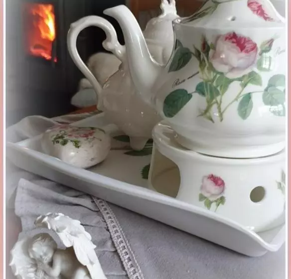 Aamiaismajoitus (B&B) Marie La Fée Endormie,  Breizh Buffet  & Balnéo