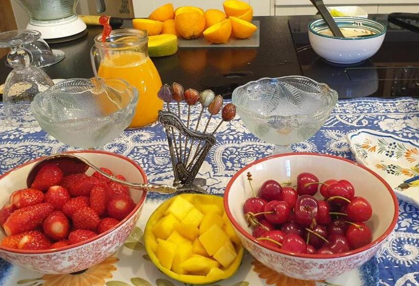 Bed and Breakfast Marie La Fée Endormie,  Breizh Buffet  & Balnéo