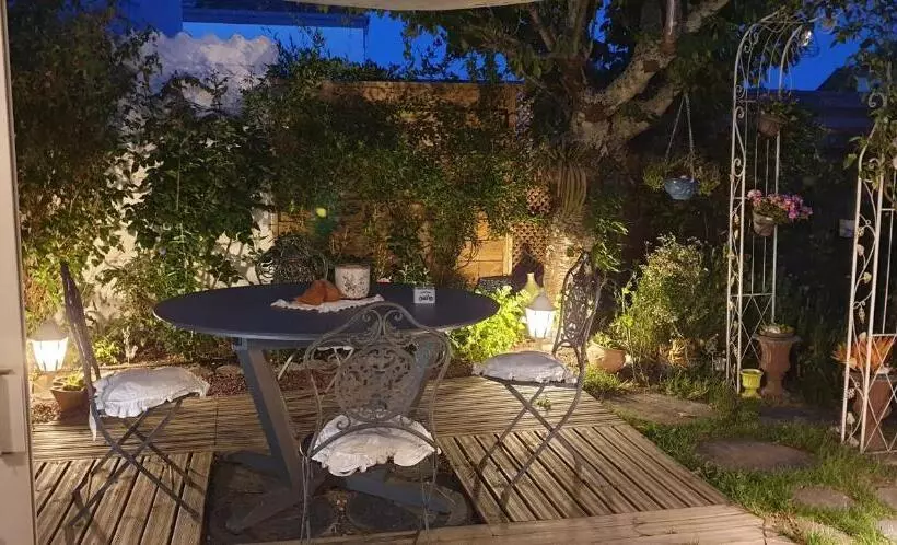 Aamiaismajoitus (B&B) Marie La Fée Endormie,  Breizh Buffet  & Balnéo