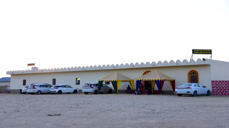 ホテル Garh Rajputana Camp