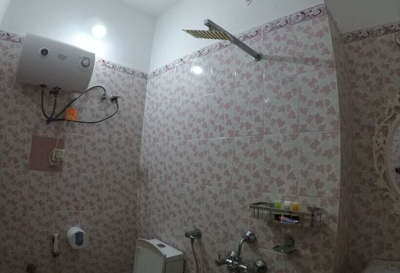 בית מלון כפרי Kakaku The Guest House