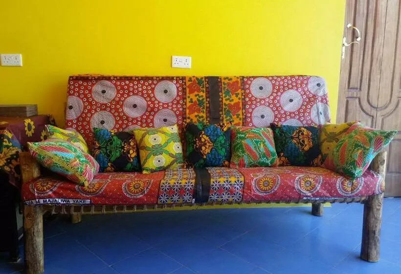 ペンション La Locanda Lodge Apartment, 4 Double Rooms & Kitchen Near The Beach